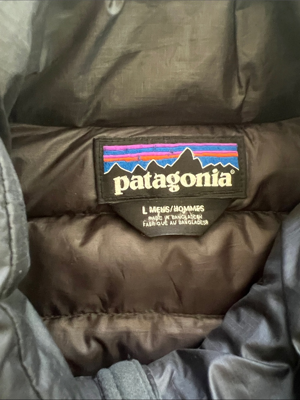 Patagonia Men’s Down Sweater Jacket - Picture 3 of 4
